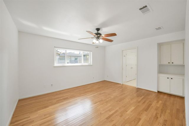 8415 Braesdale Lane, Houston, TX 77071