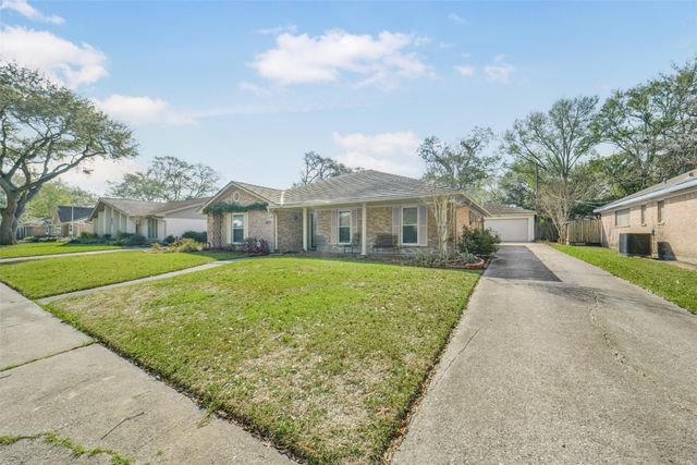 8415 Braesdale Lane, Houston, TX 77071