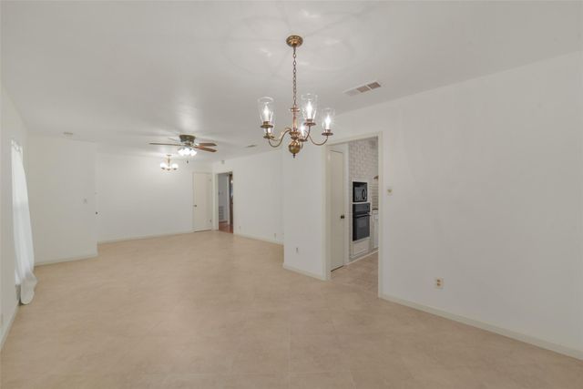 8415 Braesdale Lane, Houston, TX 77071