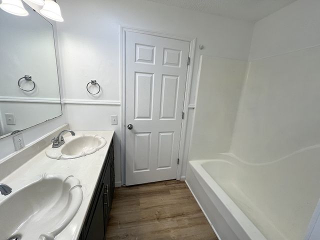 481 McQuade Cir, Mcminnville, TN 37110