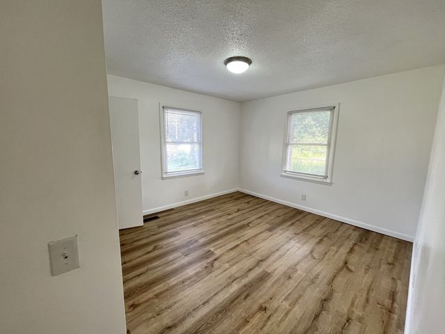 481 McQuade Cir, Mcminnville, TN 37110