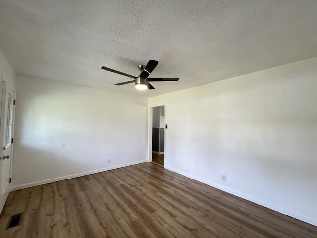 481 McQuade Cir, Mcminnville, TN 37110