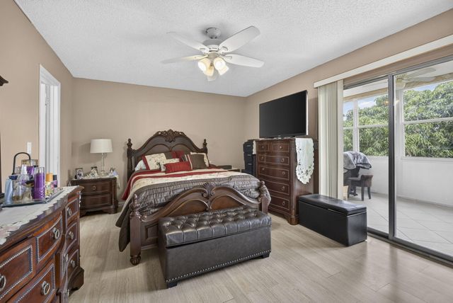 456 Southampton C, West Palm Beach, FL 33417