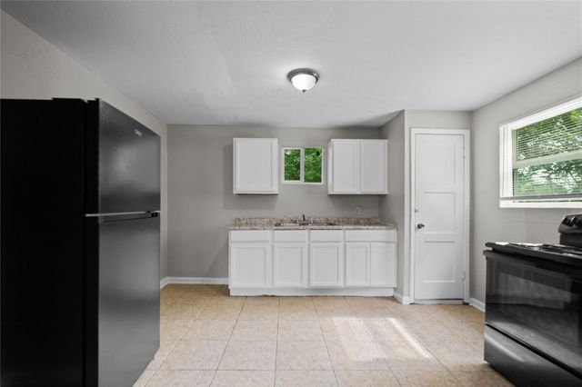 2328 Boss Street A, La Marque, TX 77568