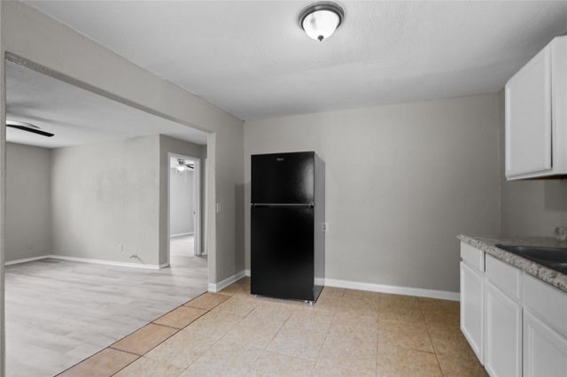 2328 Boss Street A, La Marque, TX 77568