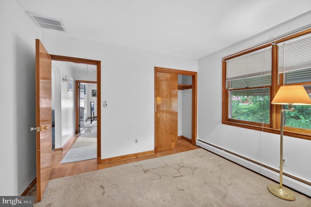 Image 14 of property listing at 5928 ARIZONA AVE, Baltimore, MD 21206