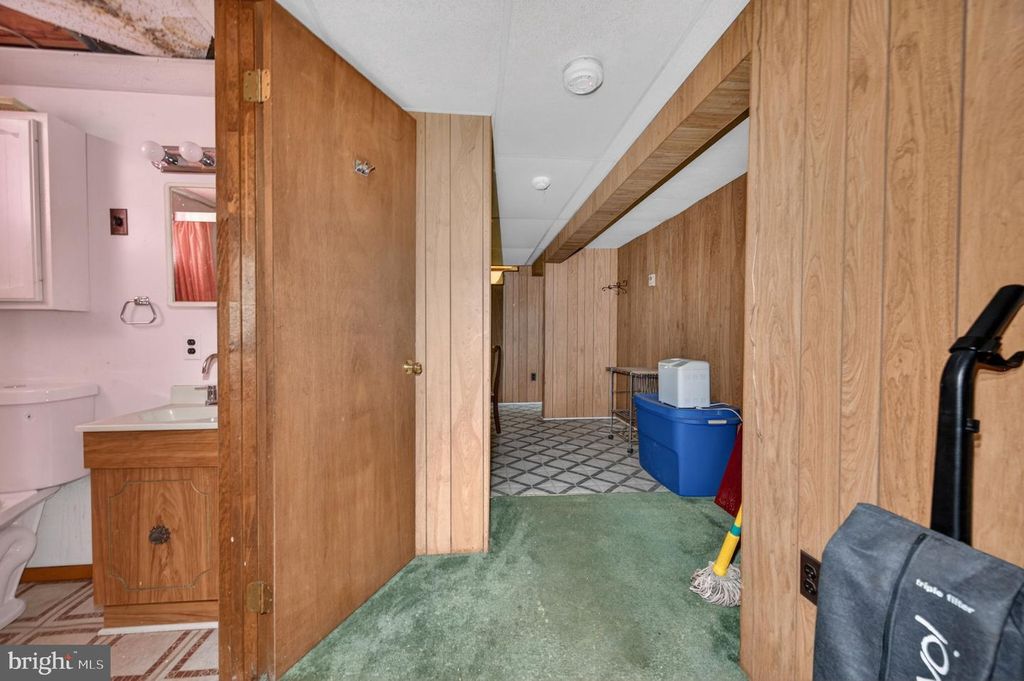 Image 23 of property listing at 5928 ARIZONA AVE, Baltimore, MD 21206