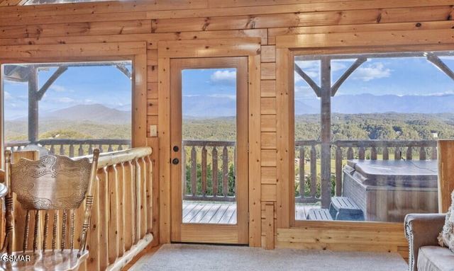 2934 Legacy Vista Drive, Sevierville, TN 37876