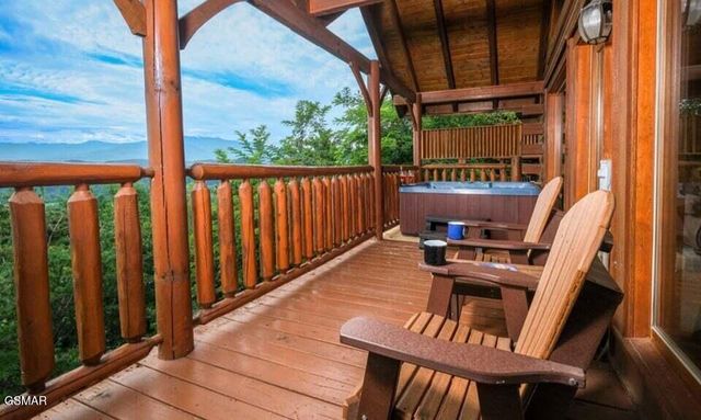 2934 Legacy Vista Drive, Sevierville, TN 37876