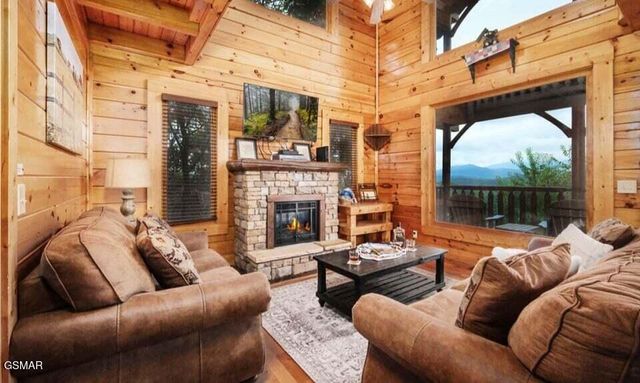 2934 Legacy Vista Drive, Sevierville, TN 37876