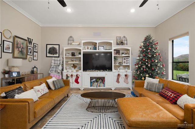 1302 Bella Vista Avenue, Weslaco, TX 78596