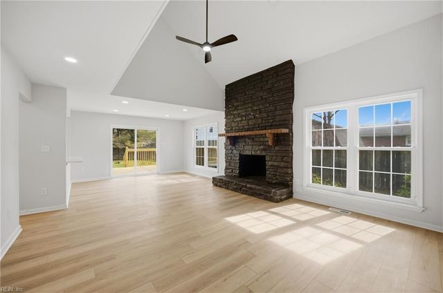 5920 Midge CRES, Norfolk, VA 23502