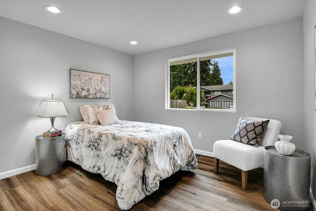 16815 25th Avenue SE, Bothell, WA 98012