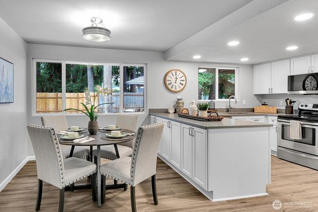 16815 25th Avenue SE, Bothell, WA 98012