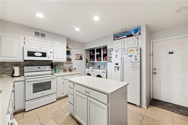 5973 State Highway 361 210, Port Aransas, TX 78373