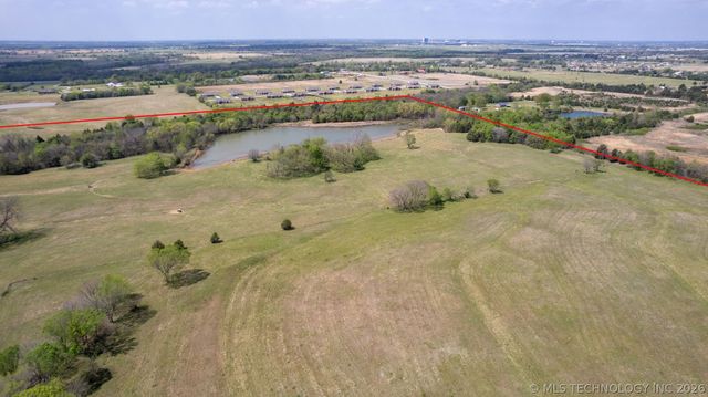 1214 Chestnut Lane, Durant, OK 74701