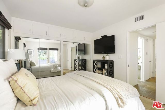 2154 Sunset Crest Drive, Los Angeles, CA 90046