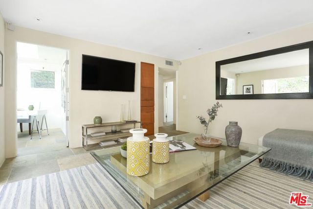 2154 Sunset Crest Drive, Los Angeles, CA 90046