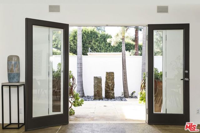 2154 Sunset Crest Drive, Los Angeles, CA 90046