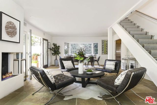 2154 Sunset Crest Drive, Los Angeles, CA 90046