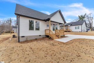 161 Balsam Avenue, Wellford, SC 29385