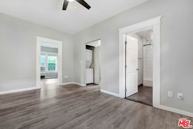 830 E Edgeware Road, Los Angeles, CA 90026
