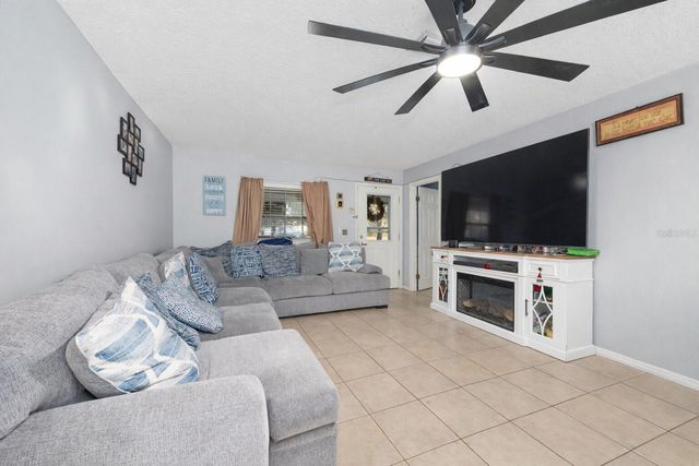 3800 NE 24TH COURT, Ocala, FL 34479