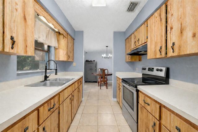 3800 NE 24TH COURT, Ocala, FL 34479