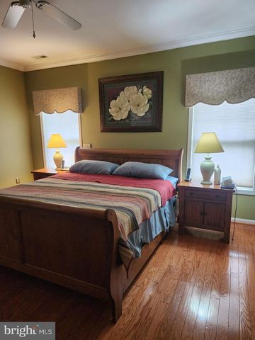 33 SUNSET LANE, Columbus, NJ 08022