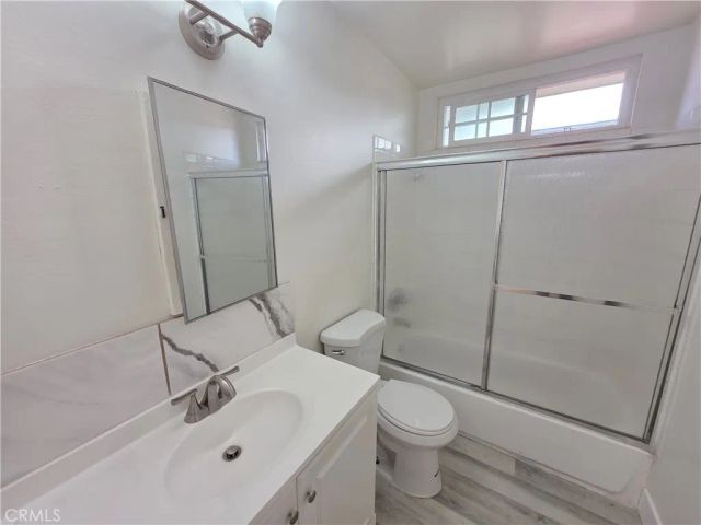 14609 Saticoy Street 16, Van Nuys, CA 91405