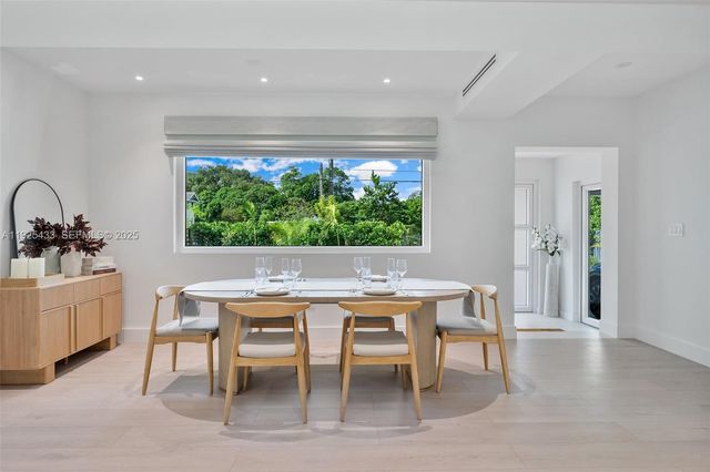 8825 NE 10th Ave, Miami, FL 33138