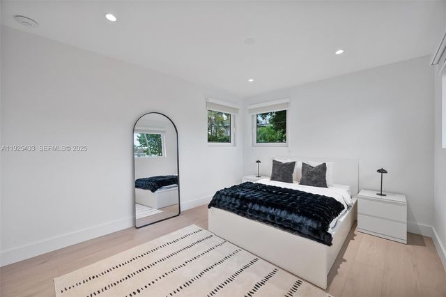 8825 NE 10th Ave, Miami, FL 33138