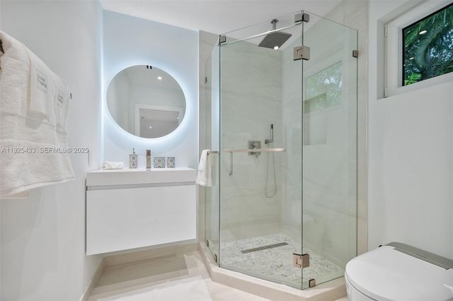 8825 NE 10th Ave, Miami, FL 33138