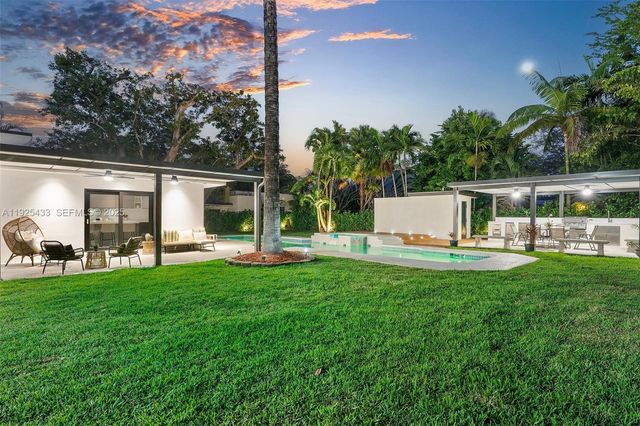 8825 NE 10th Ave, Miami, FL 33138