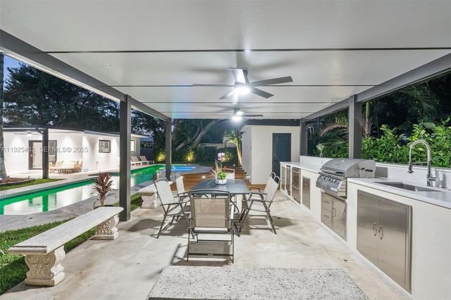 8825 NE 10th Ave, Miami, FL 33138