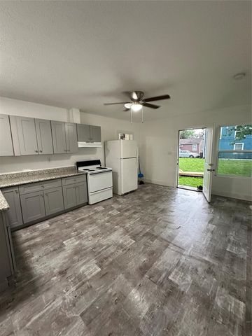 1405 Miles Street, Houston, TX 77015