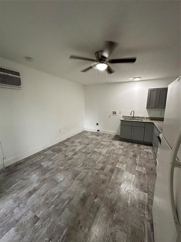 1405 Miles Street, Houston, TX 77015