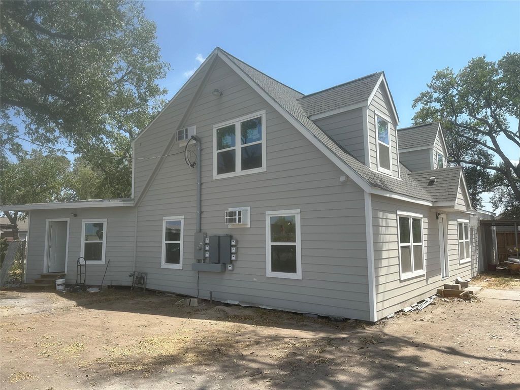 1405 Miles Street, Houston, TX 77015
