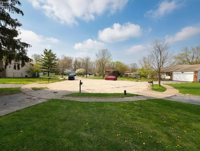 729 Febor Court, Columbus, OH 43204