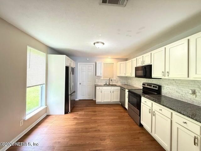 8515 MAPLE Street, Jacksonville, FL 32244