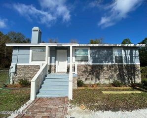 8515 MAPLE Street, Jacksonville, FL 32244