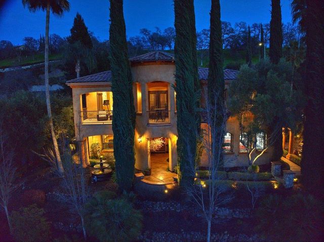 2010 Shady Trail Ln, Rocklin, CA 95765