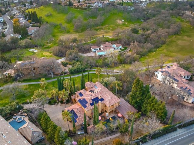 2010 Shady Trail Ln, Rocklin, CA 95765