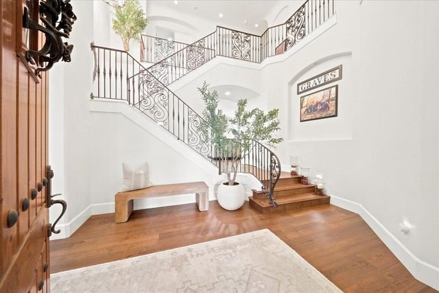 2010 Shady Trail Ln, Rocklin, CA 95765