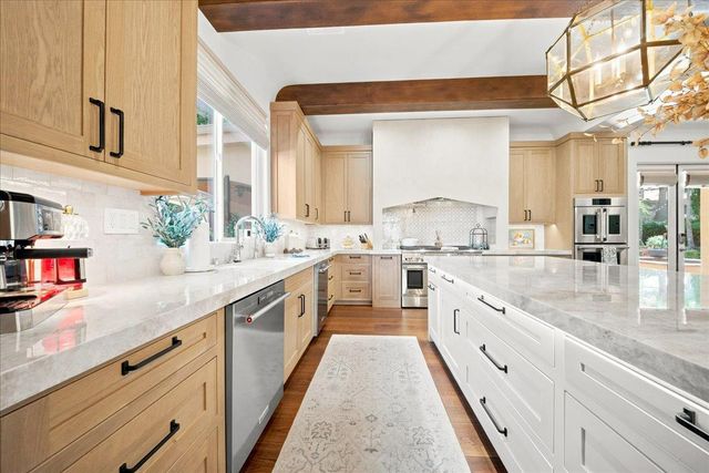 2010 Shady Trail Ln, Rocklin, CA 95765