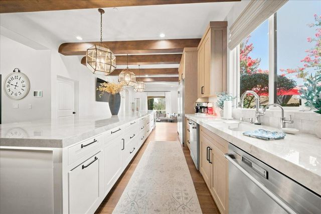 2010 Shady Trail Ln, Rocklin, CA 95765