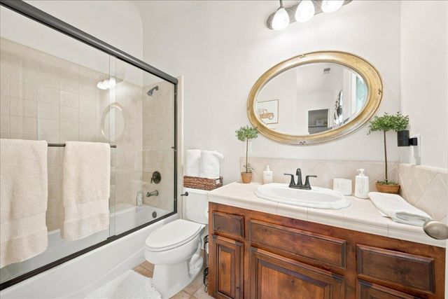 2010 Shady Trail Ln, Rocklin, CA 95765