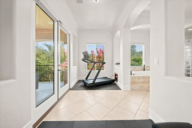 2010 Shady Trail Ln, Rocklin, CA 95765