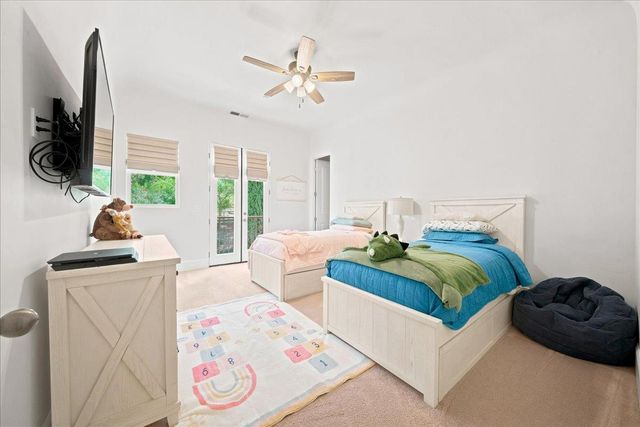 2010 Shady Trail Ln, Rocklin, CA 95765