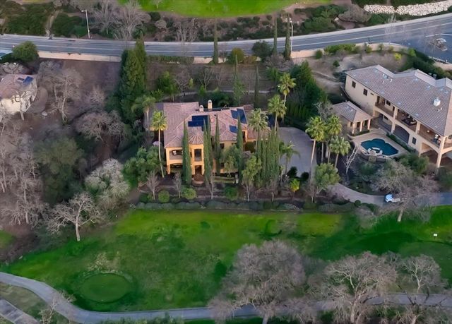 2010 Shady Trail Ln, Rocklin, CA 95765